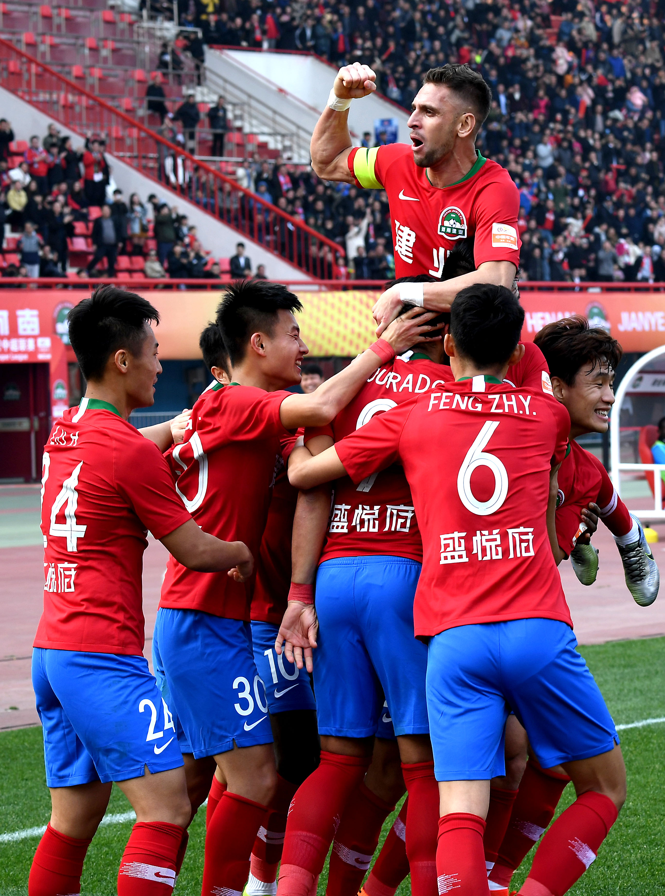 人格魅力！颜骏凌谈邵佳一，“目标就是世界杯！”